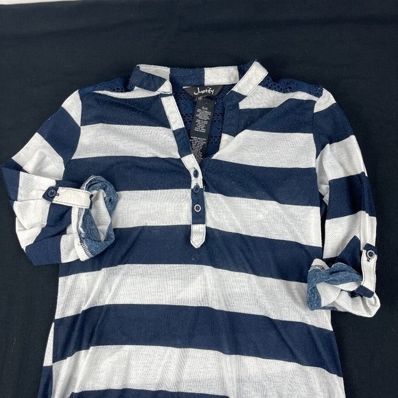 Justify Womens Blouse Blue White Striped Small - Picture 3 of 10